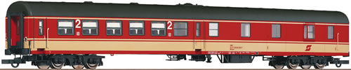 Roco 64428 - 2nd class center entry wagon with luggage compartment, ÖBB