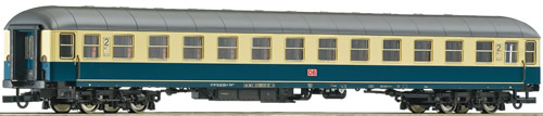 Roco 64429 - German 2nd Class Military Caboose of the DB AG