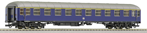 Roco 64496 - 1st Class express coach of the DB