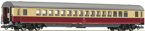 Roco 64510 - German 1st Class Open Seating Coach of the DB