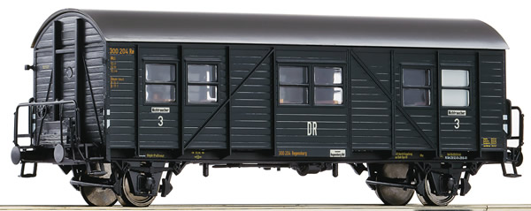 Roco 64604 - 3rd class auxiliary passenger coach, DRB