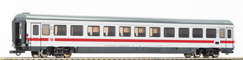 Roco 64686 - German 2nd Class IC Compartment Car of the DB AG