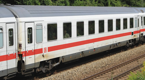 Roco 64910 - German 1st Class Express Train Passenger Coach of the DB AG