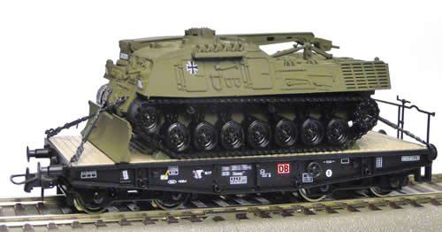 Roco 66493 - Heavy duty wagon 4 axle, w. tank