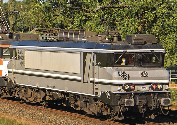 Roco 70163 - Dutch Electric locomotive 1829, Rail Force One