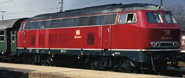 Roco 72181 - German Diesel Locomotive Class 215 of the DB                  