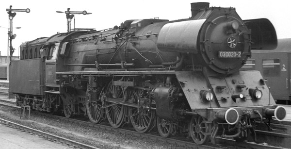 Roco 72184 - German Steam Locomotive BR 03 0075 of the DR (Sound)