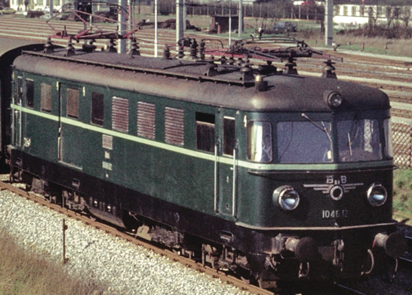 Roco 73296 - Austrian Electric Locomotive Class 1046.12 of the OBB