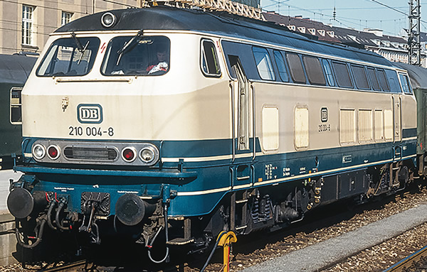 Roco 73737 - German Diesel Locomotive BR 210 of the DB (Sound)