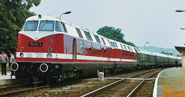Roco 73889 - German Diesel locomotive 118 552-9 of the DR (DCC Sound Decoder)