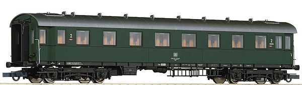 Roco 74867 - German Standard express train coach 2nd class fof the DB