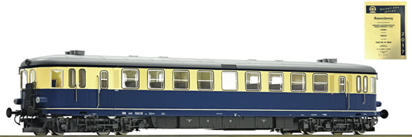 Roco 79143 - Austrian Diesel Rail Car 5042 of the OBB (AC Sound)