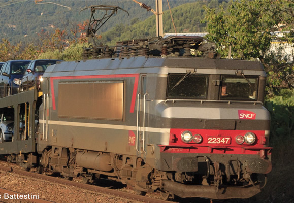 Roco 79882 - French Electric Locomotive BB22200 of the SNCF