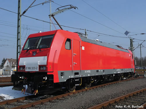 Tillig 04900 - Electric Locomotive Class 186