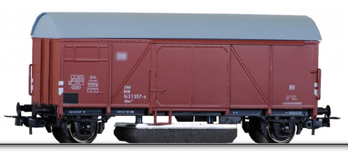 Tillig 76871 - Box Car w. Track Cleaner DB