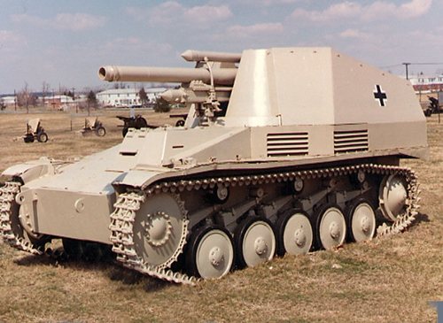 Trident 80198 - Tank SdKfz 124 Wespe SPG