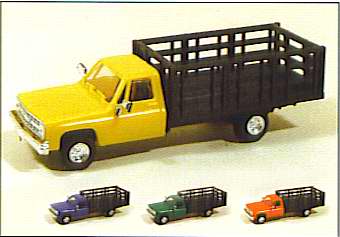 Trident 901531 - Chevy P/U Stake Truck Wht