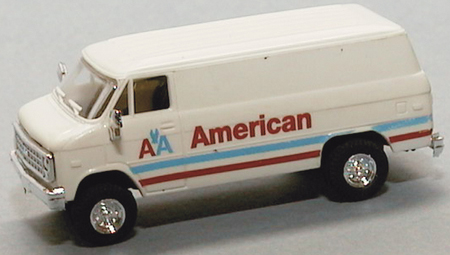 Trident 90345 - American Air Lines Van