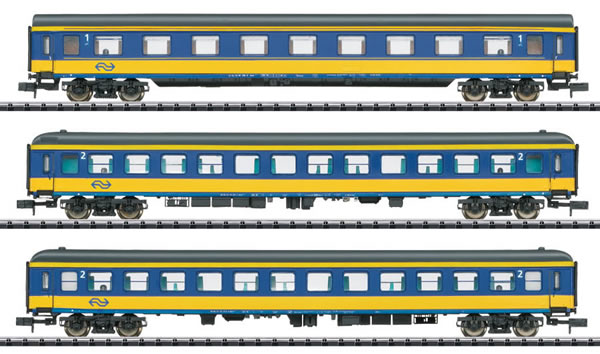 Trix 15547 - 3pc Express Train Passenger Car Set ICL