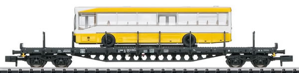 Trix 15861 - DB Freight Car with City Bus
