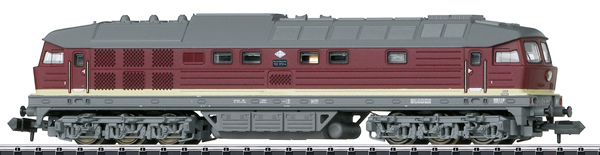 Trix 16234 - German Diesel Locomotive BR 132 of the DR
