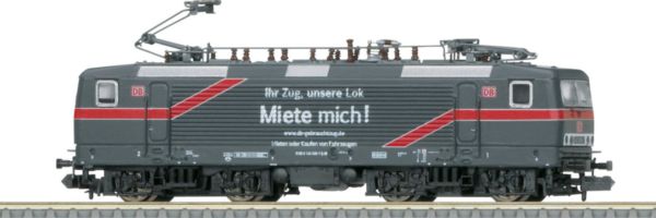 Trix 16435 - German Electric Locomotive Class 143 of the DB AG  (Toy Fair Locomotive)