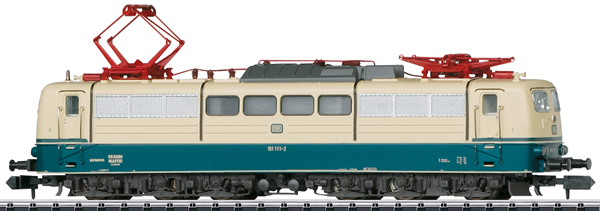 Trix 16496 - German Electric Class 151 of the DB (Sound)
