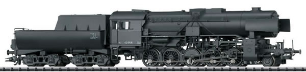 Trix 22225 - German Heavy Steam Freight Locomotive BR 42 of the DRG (DCC Sound Decoder)