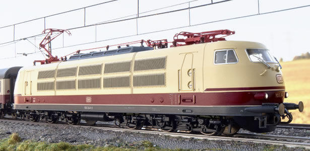 Trix 22932 - German Electric Locomotive BR 103.243 of the DB (2017 Insider Club Model)  
