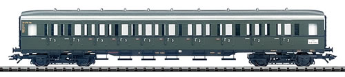 Trix 23318 - Type BC4i-33 2nd/3rd Class Compartment Car