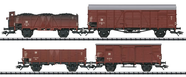 Trix 24128 - 4pc Freight Car Set