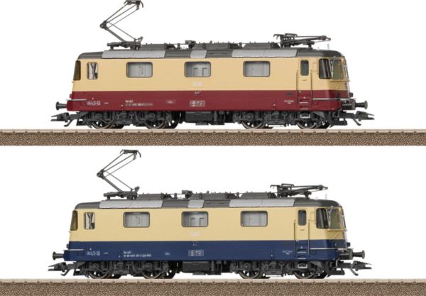 Trix 25100 - Swiss Electric Locomotive Set Cl. Re421 of the SBB (DCC Sound Decoder)