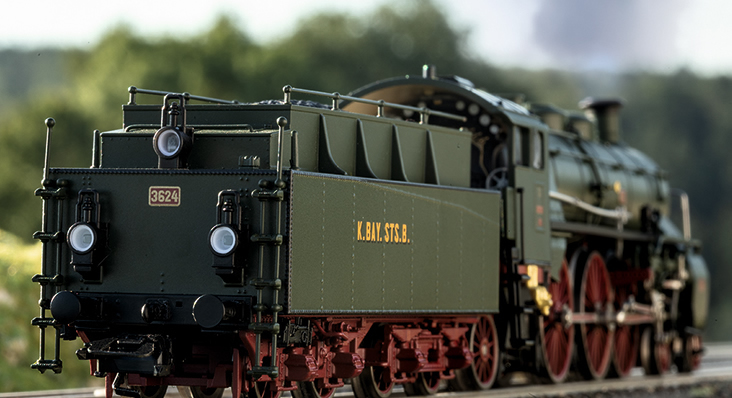 Trix 22403 Royal Bavarian Steam Locomotive Class S 3/6 "Hochhaxige" / "High Stepper" of the K.Bay.St.B