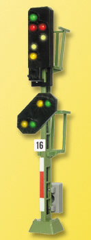 Viessmann 4916 - TT Colour light entry signal with distant signal
