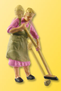 Viessmann 5124 - HO Farmers wife with broom