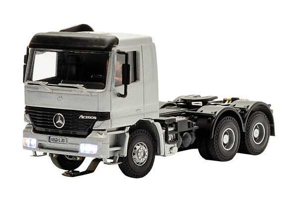 Viessmann 8030 - H0 MB ACTROS 3-axle articulate truck, basic, functional model 