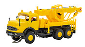 H0 MB round bonnet 3-axle recovery crane with rotating flashing lights, basic, functional model