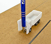 Marking aid truck for magnetic tape installation (Viessmann CarMotion)