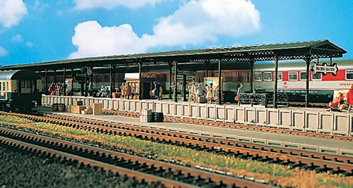 Vollmer 3559 - Station platform w/cover
