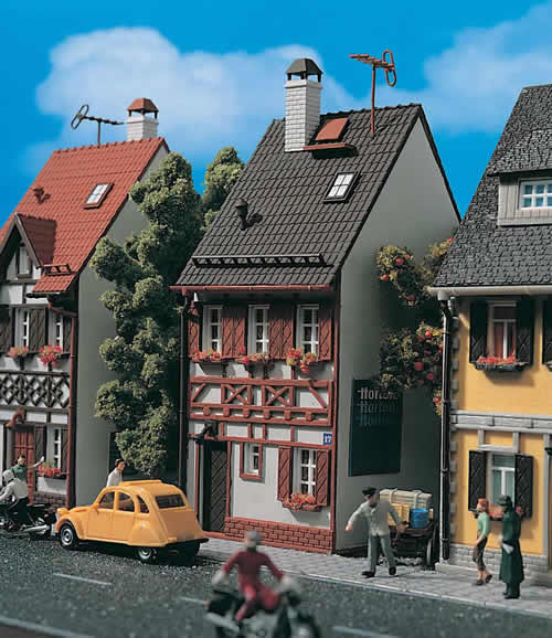 Vollmer 3673 - Half Timbered House grey