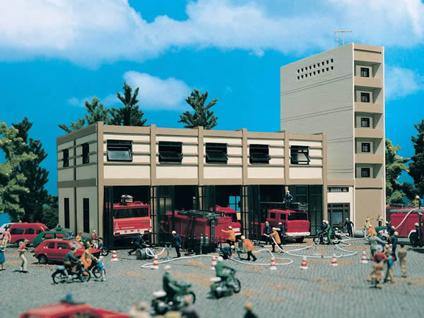Vollmer 43759 - City fire station, five track