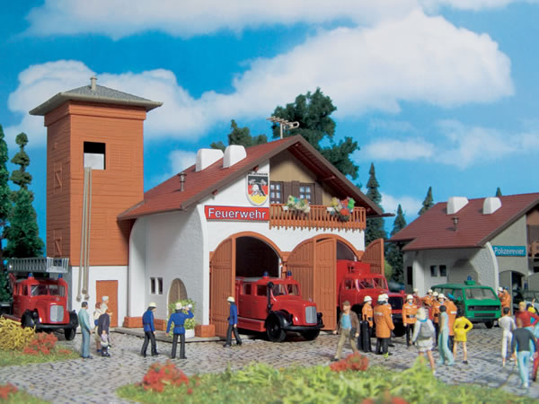 Vollmer 43761 - Fire station 112, two track