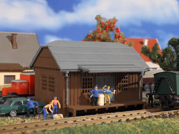 Vollmer 47575 - Freight shed